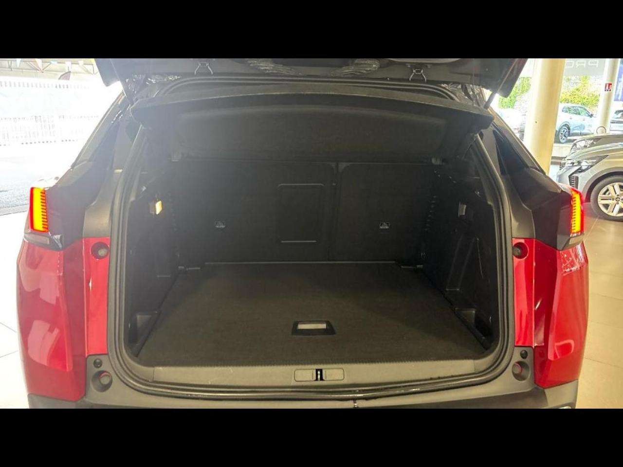 Peugeot 3008 1.5 bluehdi 130ch s&s allure pack eat8 — photo 14