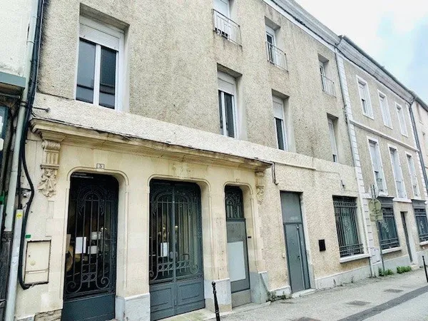 ALES - LOCAUX COMMERCIAUX - 282.20M2