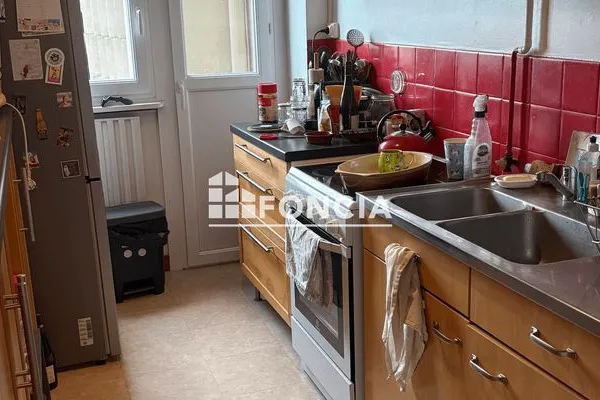Appartement 2 pièces 84 m²