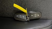 Peugeot 308 1.2 PureTech 130ch S&S Allure Pack — photo 16