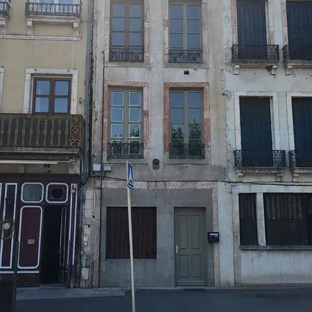 Immeuble 1 pièce 150 m²
