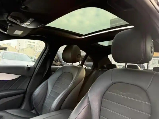 Mercedes Classe C 220 d berline amg lin — photo 9
