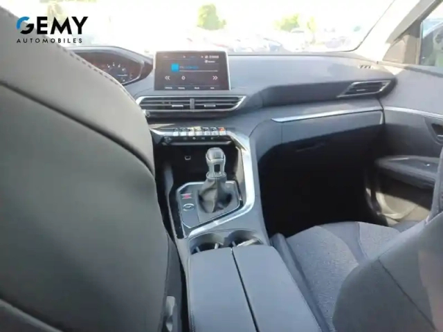 Peugeot 3008 1.2 puretech 130ch s&amp;s bvm6 — photo 8