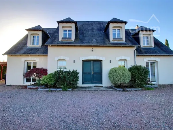 MAISON DE CHARME 6 PIECES 198M2