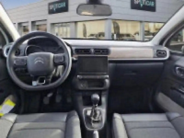 Citroën C3 1.2 puretech 110ch s&amp;s shine 120-123g — photo 7