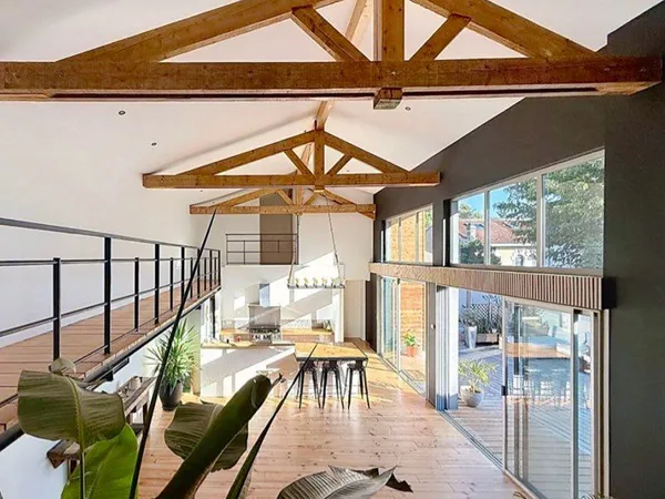 Maison loft, 240 m² à Bègles