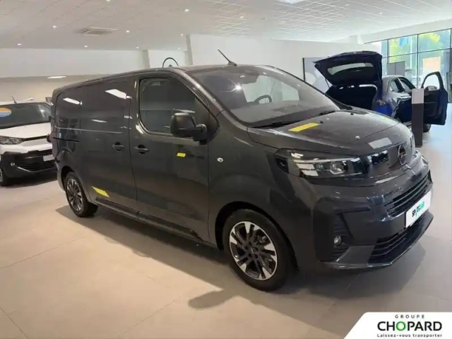 Opel Vivaro fgn sportive diesel 180 ch m automatique — photo 28