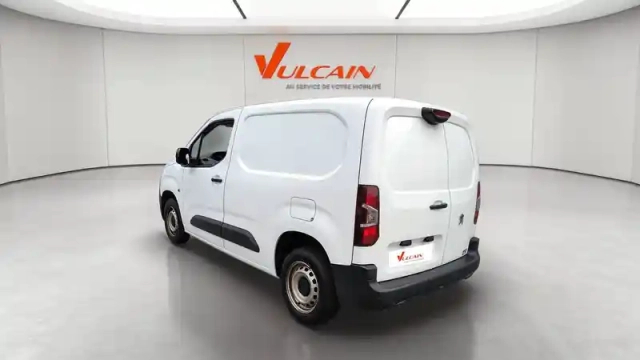 Peugeot Partner fourgon standard 650 kg bluehdi 100 s&amp;s bvm6 — photo 4