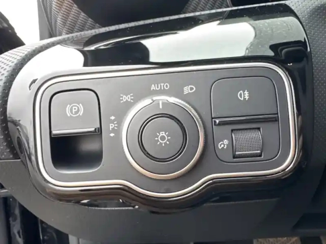 Mercedes Classe A 180 progressive line — photo 24