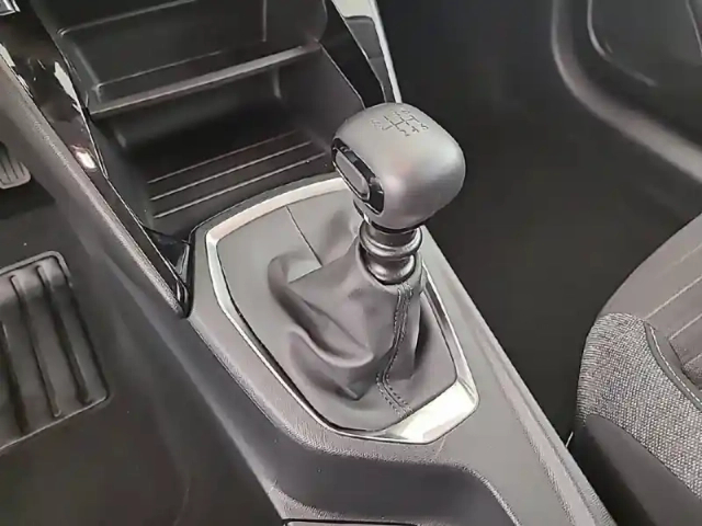 Peugeot 208 puretech 100 s&amp;s bvm6 — photo 38