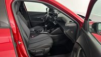 Peugeot 2008 1.2 PureTech 100ch S&S Allure Pack — photo 15