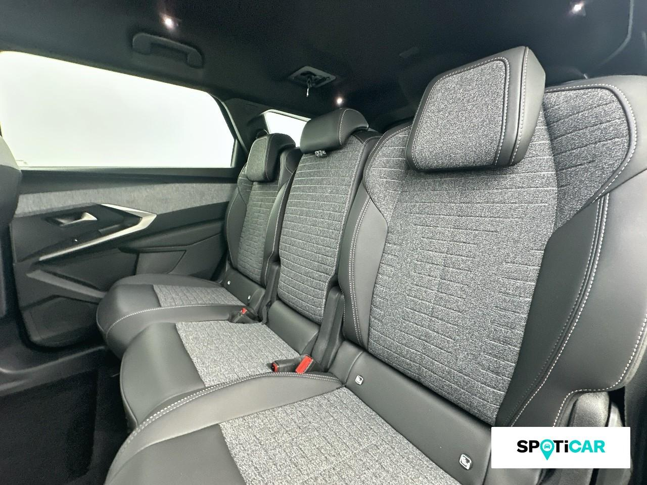 Peugeot 5008 hybrid 136ch allure e-dcs6 — photo 10