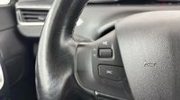 Peugeot 2008 1.2 PureTech 110ch Allure S&S EAT6 — photo 25