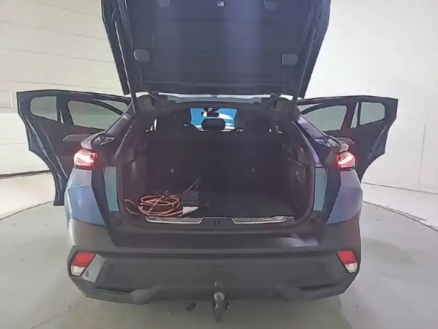 Peugeot 408 phev 225 e-eat8 — photo 9
