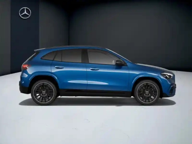 Mercedes Gla 200 d amg line — photo 6