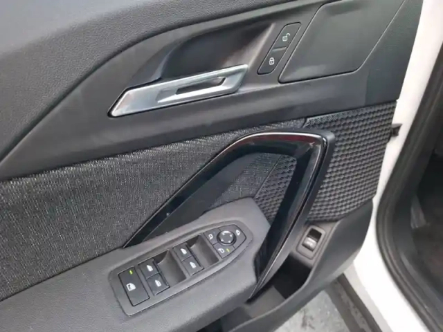 Bmw X1 sdrive 18i 136ch dkg7 — photo 19