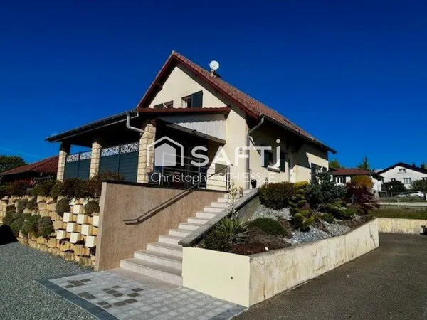 Maison T6 de 127 M2 sur 9 ares 53 centiares