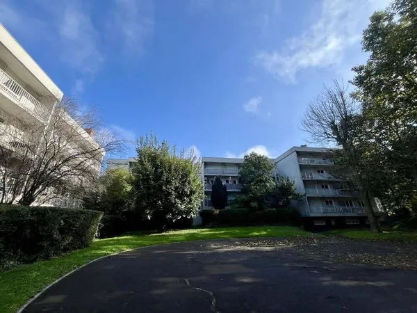 Studio 1 pièce 29 m²