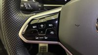 Volkswagen Tiguan 2.0 TDI 150ch R-Line DSG7 — photo 24