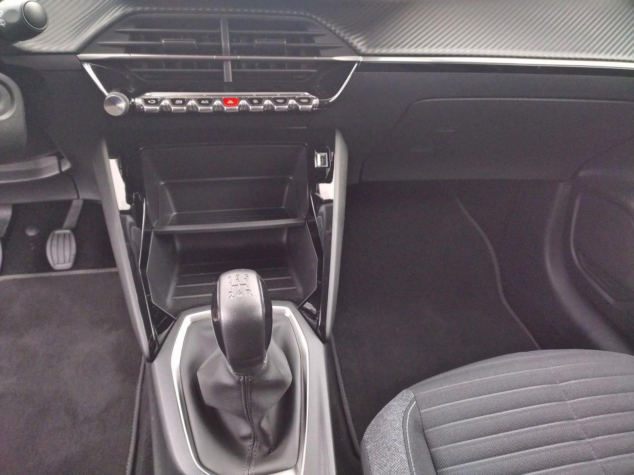 Peugeot 208 puretech 75 s&s bvm5 style — photo 21