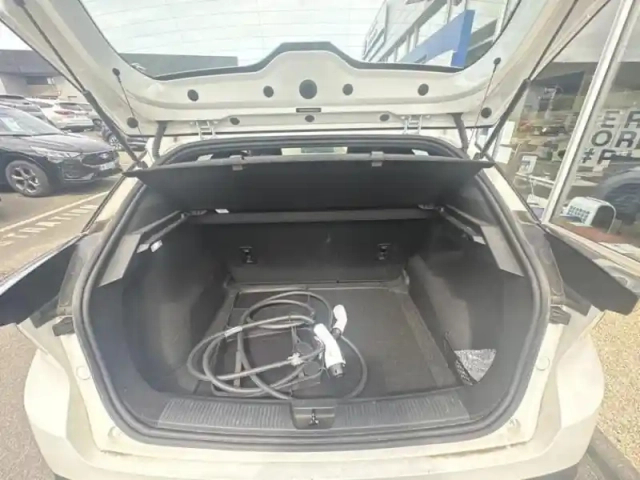 Mg Mg4 ev 170ch - 51kwh my23 — photo 12