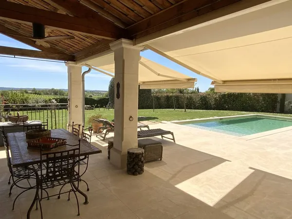 Maison de luxe 5 pièces 120 m²