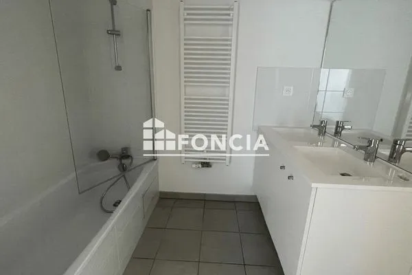 Appartement 4 pièces 97 m²