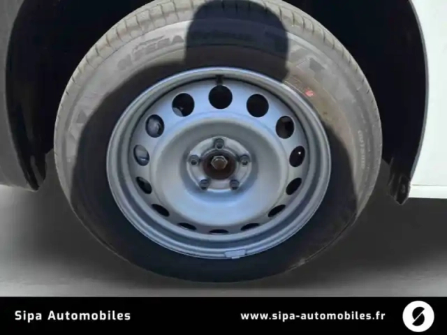 Opel Combo cargo m charge utile majoree diesel 100 ch manuelle — photo 9