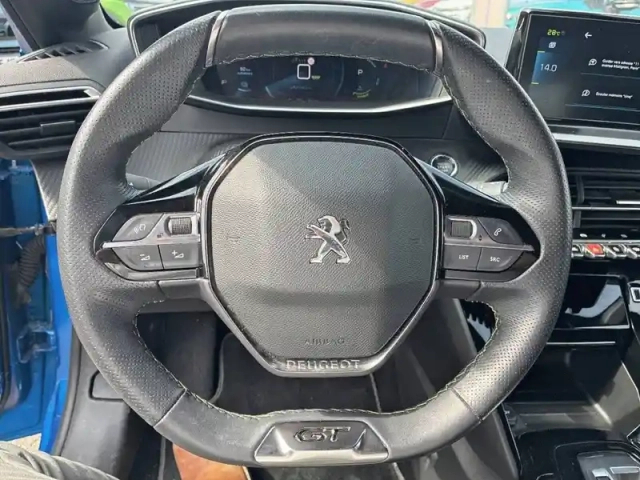 Peugeot 208 electrique 50 kwh 136ch — photo 9