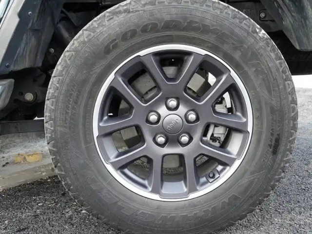 Jeep Gladiator 3.0 v6 multijet 264 ch 4x4 bva8 — photo 40