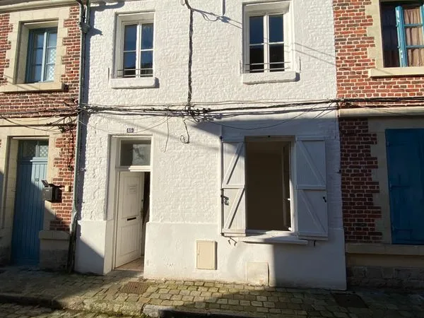 Maison charmante 2 chambres - 3 niveaux - hypercentre - calme assuré