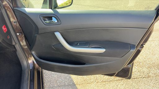 Peugeot 308 1.6 VTI 120 - Active – 2012 – 84794 km – Essence – Boîte Manuelle — photo 23