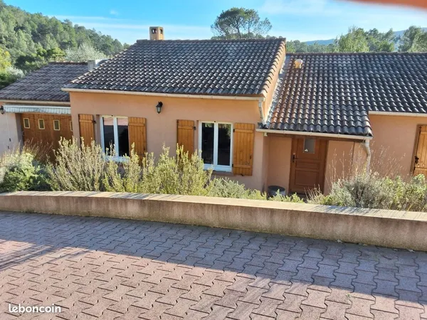Le Thoronet - Villa de plain-pied avec piscine