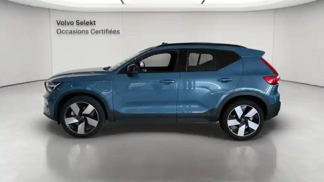 Volvo Xc40 t4 recharge 129+82 ch dct7 — photo 2