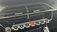 Peugeot 208 Style 100 ch BVM6 — photo 15
