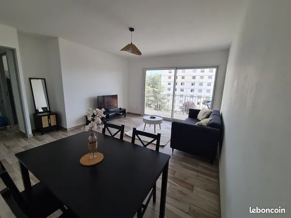 T2 meublé 44 m² avec grand balcon 16 m² - Gap Sud - Proche de l'hopital