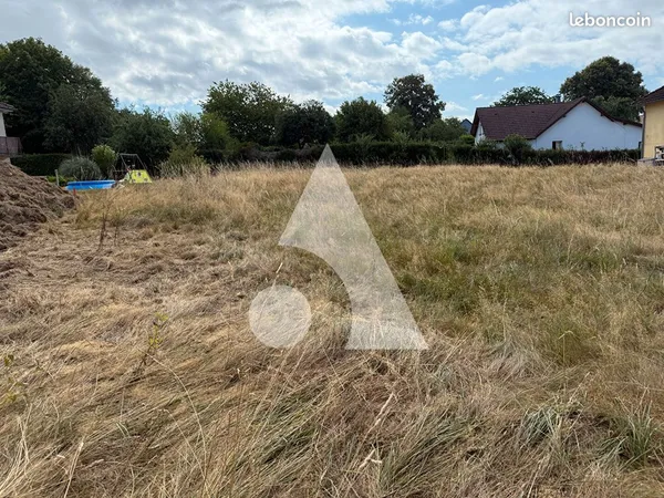 Terrain 1316 m² VEZELOIS