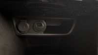 Peugeot 2008 1.2 PureTech 130ch E6.c Allure Business S&S EAT6 — photo 30