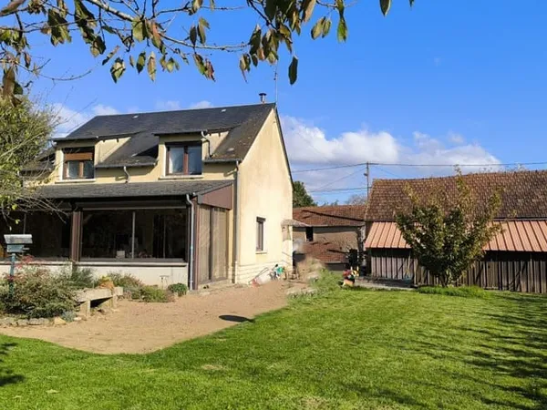 MAISON INDÉPENDANTE 5 CHAMBRES ET 2760 M2 DE JARDIN