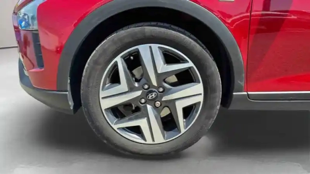 Hyundai Bayon 1.0 t-gdi 100 hybrid 48v — photo 9