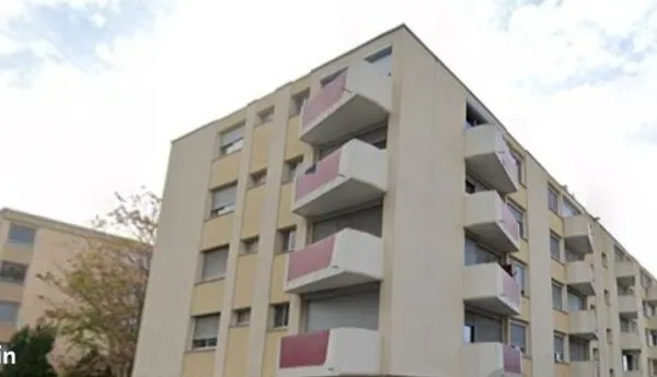 Studio investisseur - Nîmes (Rue de Beaucaire) - 25m² - Loué 400/mois - Rentabilité immédiate