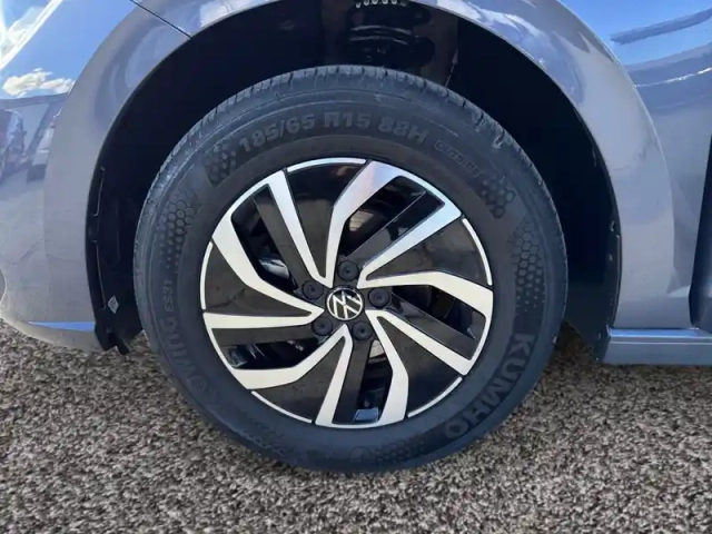 Volkswagen Polo 1.0 tsi 95 s&amp;s bvm5 — photo 9