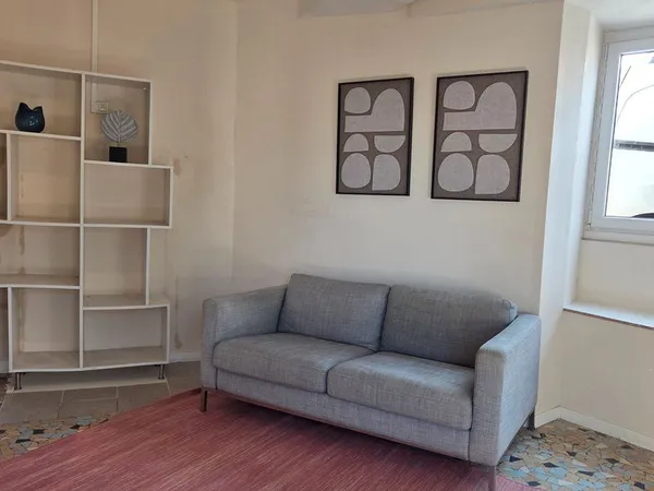 Magnifique Studio rénové, meublé et équipé