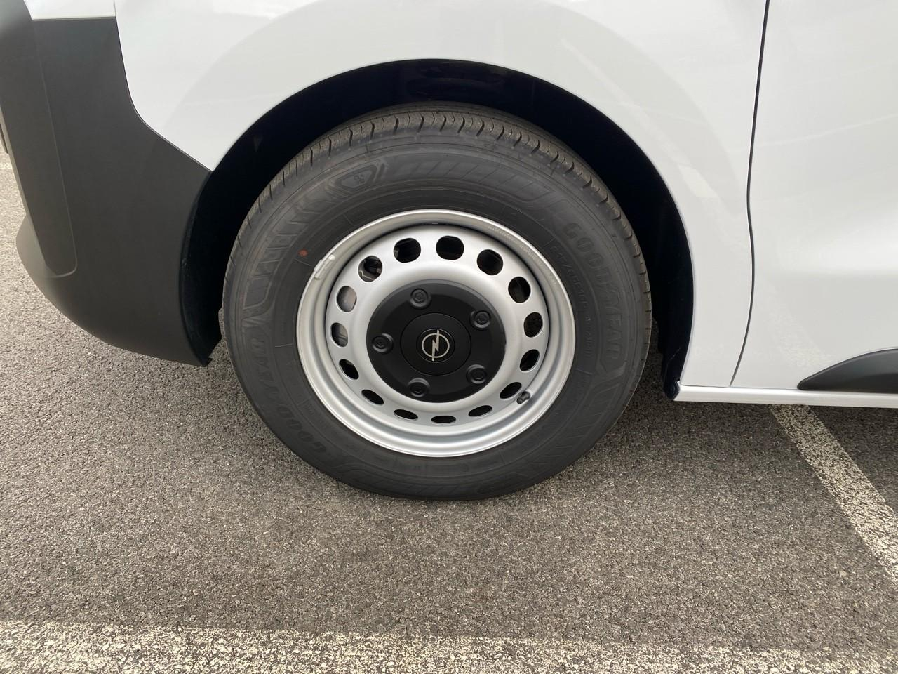 Opel Vivaro fourgon fgn taille m bluehdi 120 s&s bvm6 — photo 11