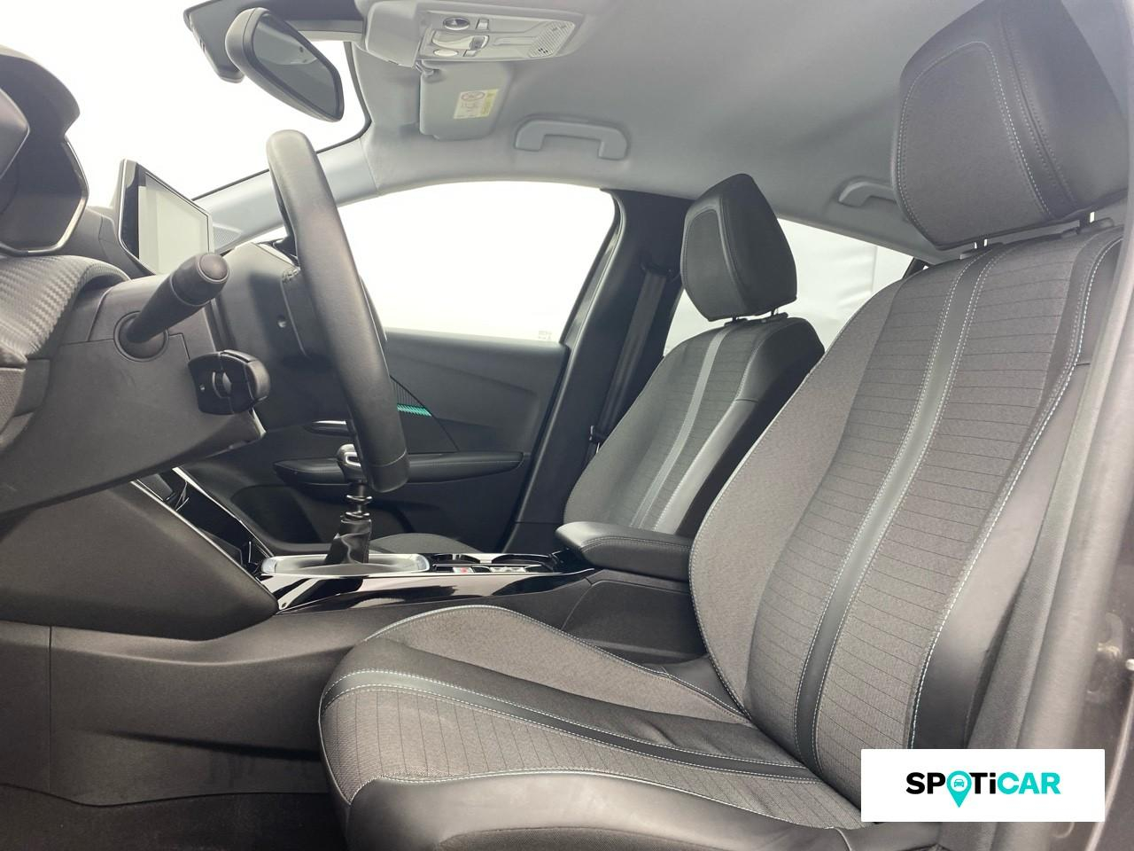 Peugeot 208 1.2 puretech 100ch s&s allure — photo 9
