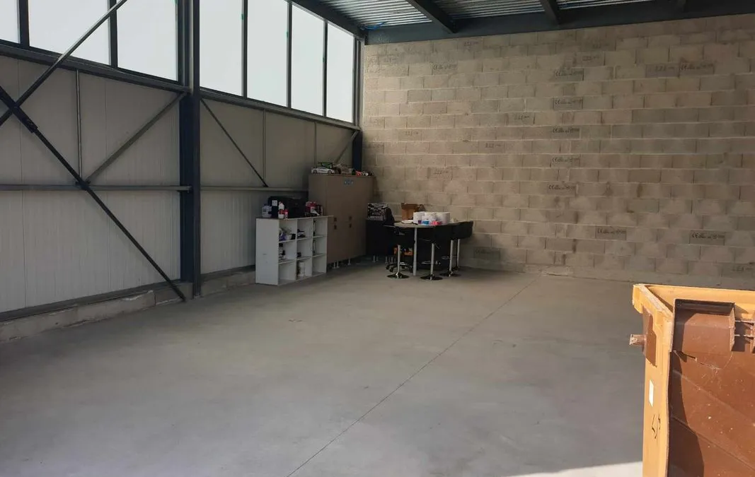 Photo 2