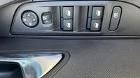 Peugeot 2008 1.2 Hybrid 110ch Allure e-DCS6 — photo 9