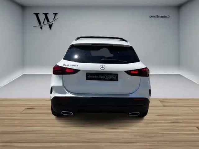 Mercedes Gla 200 d amg line — photo 6