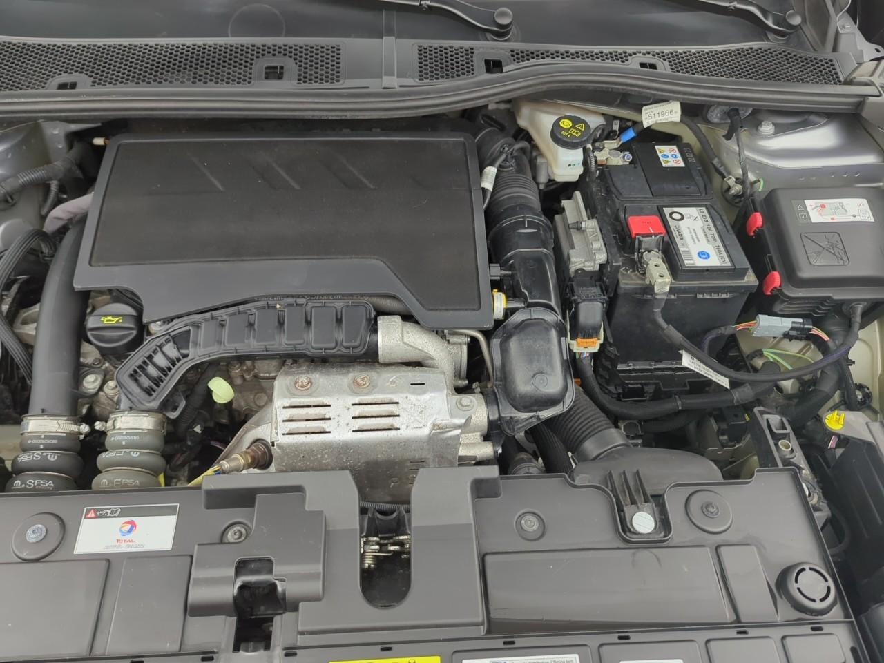 Citroën C4 puretech 100 s&s bvm6 feel — photo 16