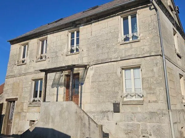 Maison en pierre de 6 pièces principales